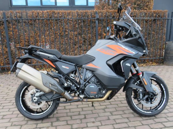 KTM Super Adventure 1290 S - Image 3