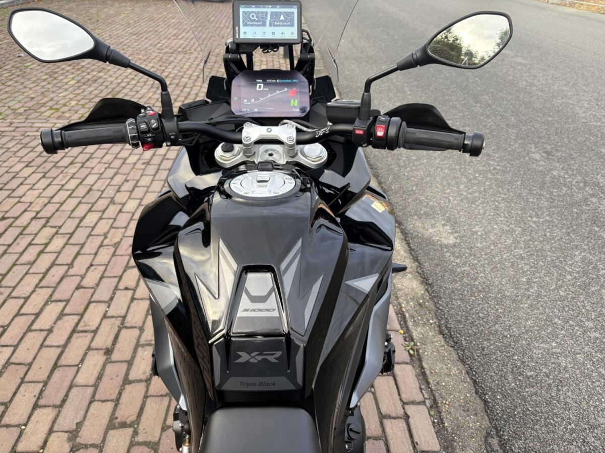 BMW S 1000 XR Triple Black - Image 11
