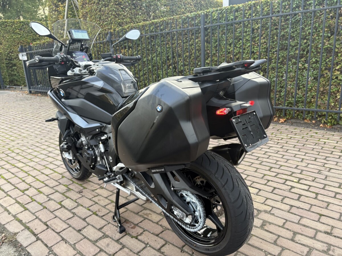 BMW S 1000 XR Triple Black - Image 10